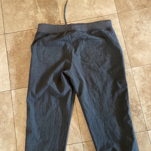 Athelta charcoal grey jumpsuit cuffed pants - Picture 3 of 4